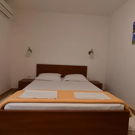 6 Palmi Lägenhet Budva
